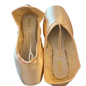 New in box Bloch Pink Pointe Shoes XX 3 Ballet pointe shoes usa med width sz 5